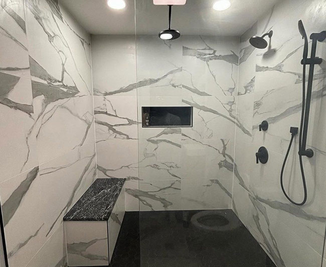 About 
							Bay City Remodeling & Bathrooms LLC