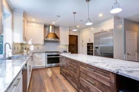 Budget-Savvy Remodeling: Achieving Stunning Kitchens Without Breaking the Bank Thumbnail