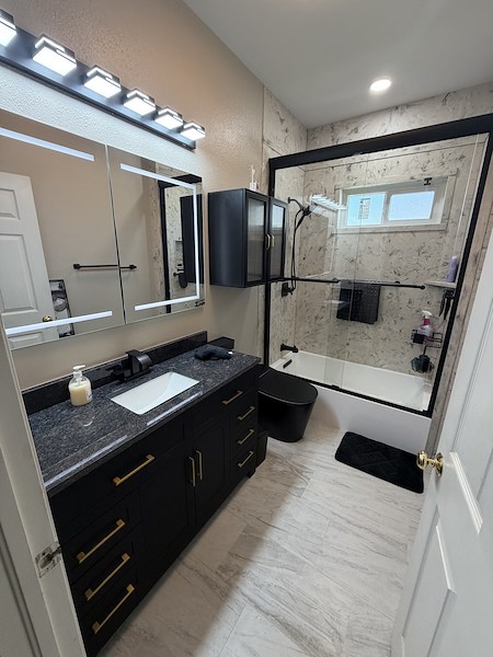Small Bathroom? 7 Remodeling Ideas That Make Brandon Homes Feel Bigger