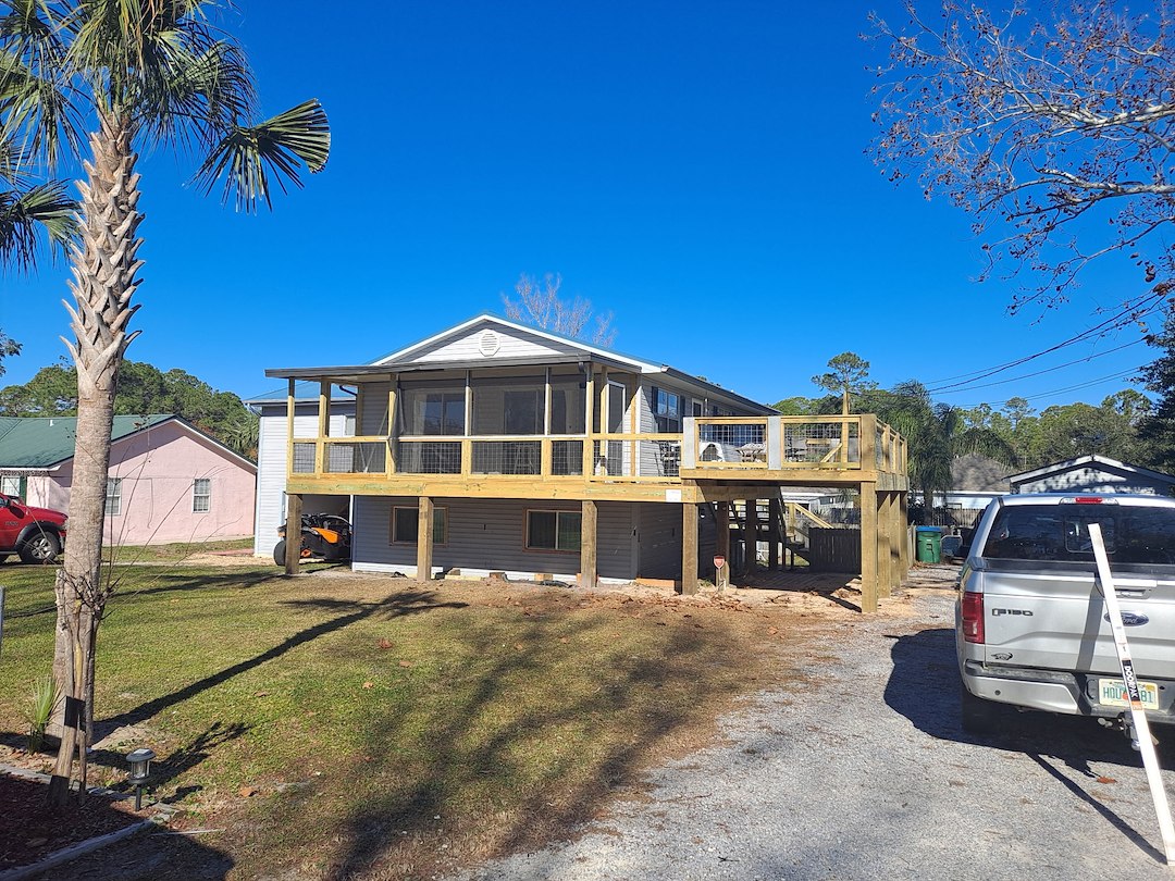 Amazing deck work in Tampa FL Thumbnail